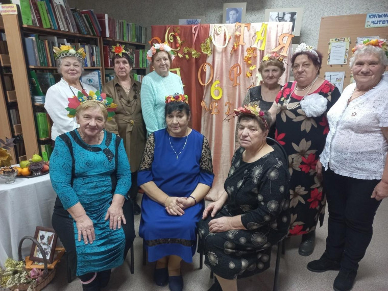 В Советской модельной библиотеке состоялось празднование шестого дня рождения клуба «Золотая пора». В Советской модельной библиотеке состоялось празднование шестого дня рождения клуба «Золотая пора».