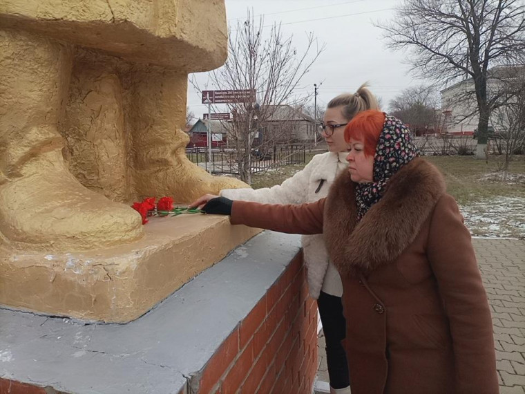 Митинг к Дню Героев Отечества. Митинг к Дню Героев Отечества.